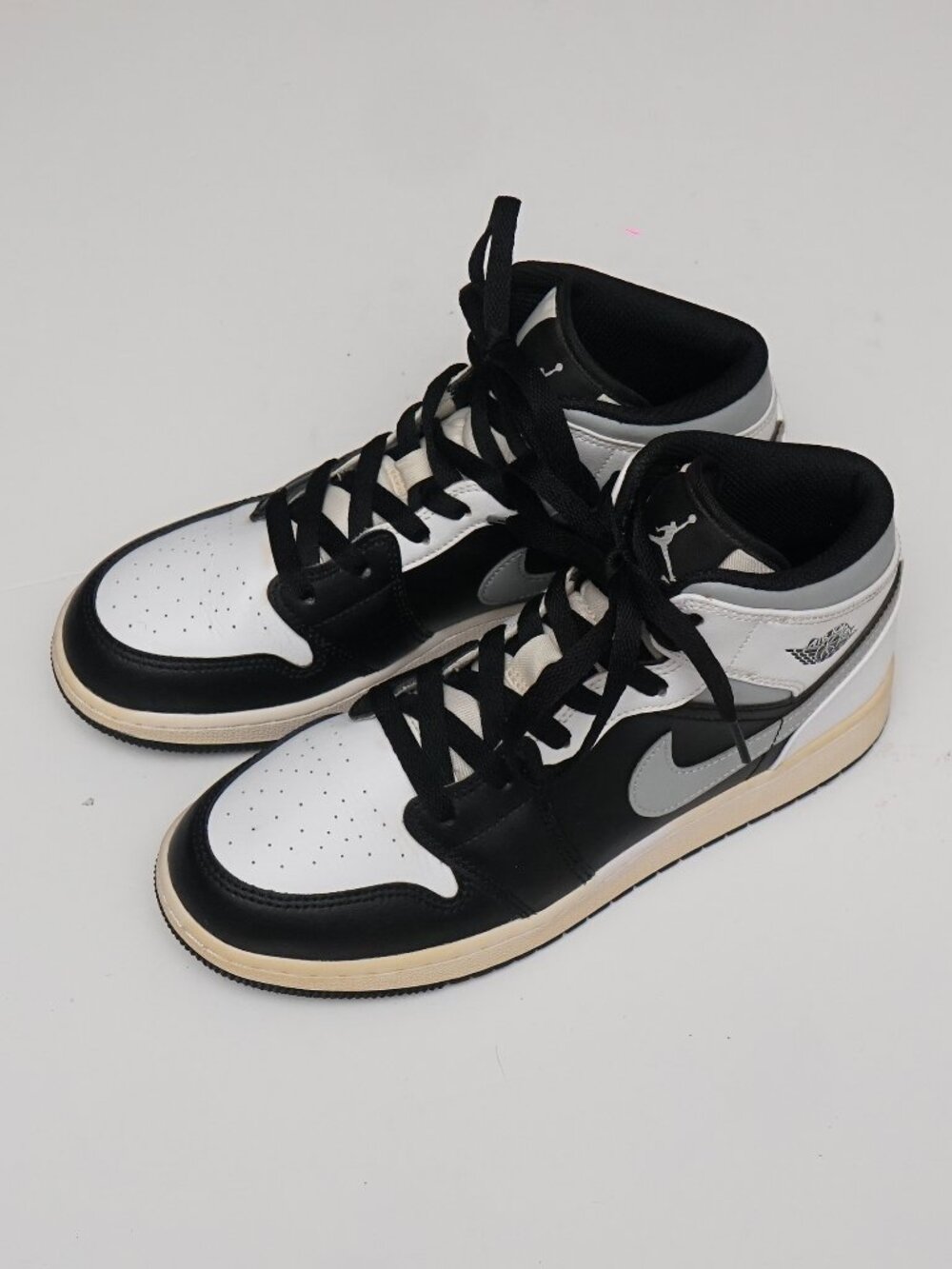 Air Jordan 1 Mid White Shadow Youth 6.5Y